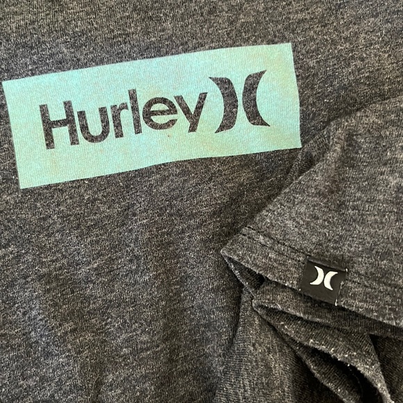 (2) boys small tshirts - Picture 4 of 5